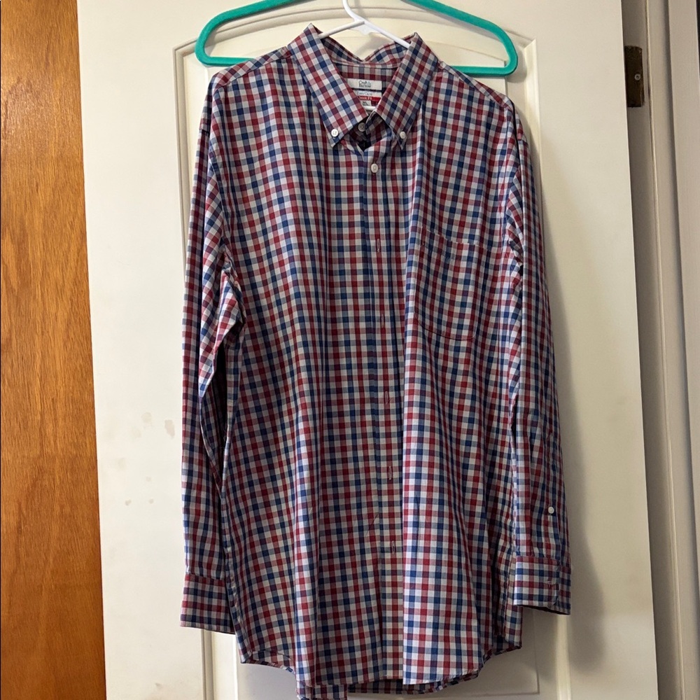 Croft & Barrow Men's Plaid Shirt - Red, Blue, and White.